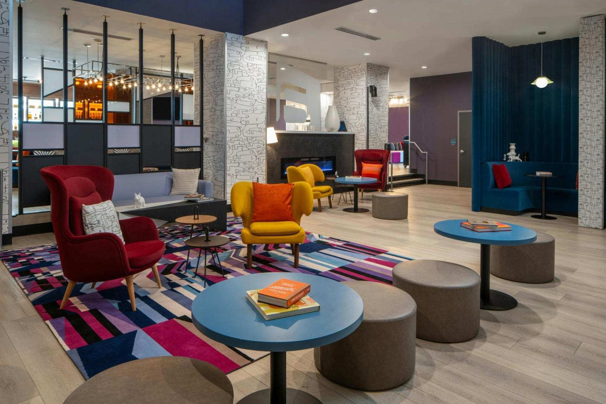 ホテル Aloft Memphis Downtown エクステリア 写真